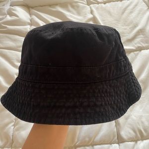 Black Bucket Hat!!
